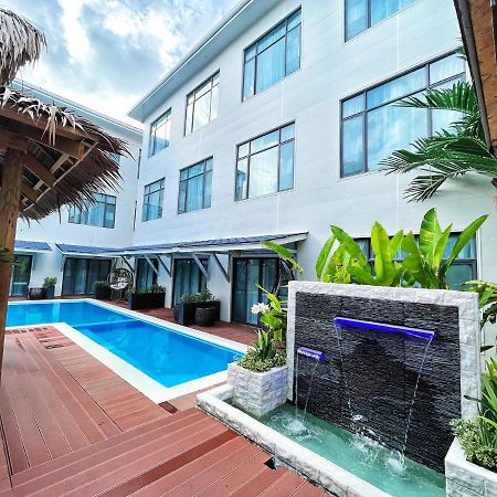 Siargao Seasky Resort Catangnan ภายนอก รูปภาพ