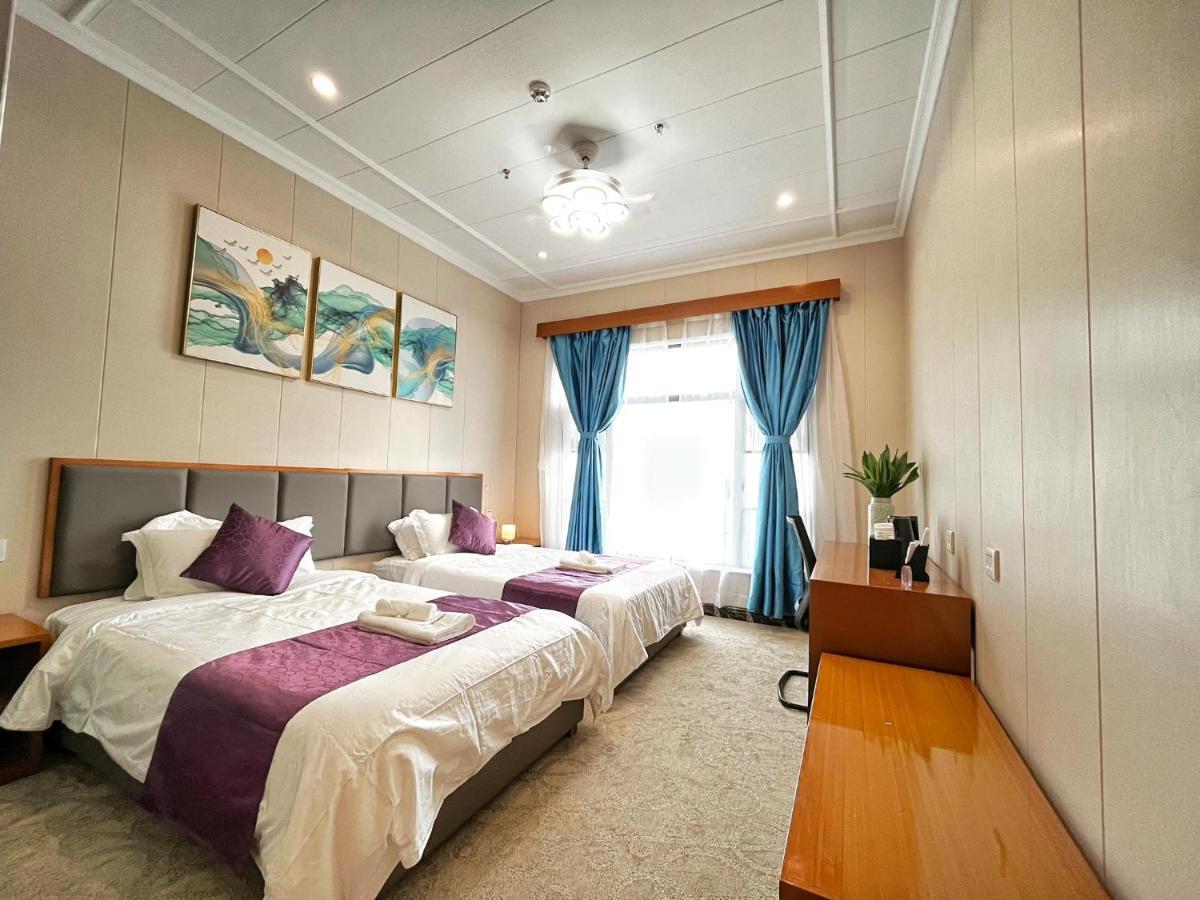 Siargao Seasky Resort Catangnan ภายนอก รูปภาพ